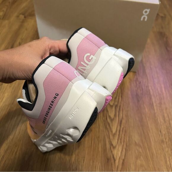 ON CLOUDSURFER Next Tangerine Ivory running lace up shoes sneakers women’s 7 new - Picture 4 of 7